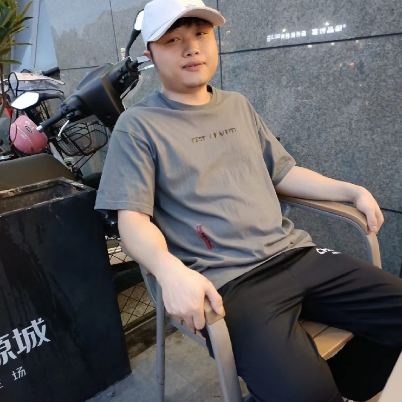 风吹半夏的第一张照片--珠海相亲服务中心