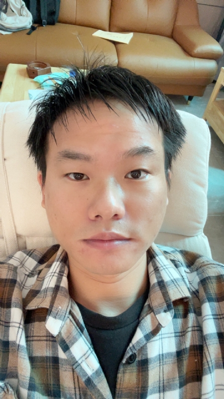 向日葵的第一张照片--珠海相亲服务中心