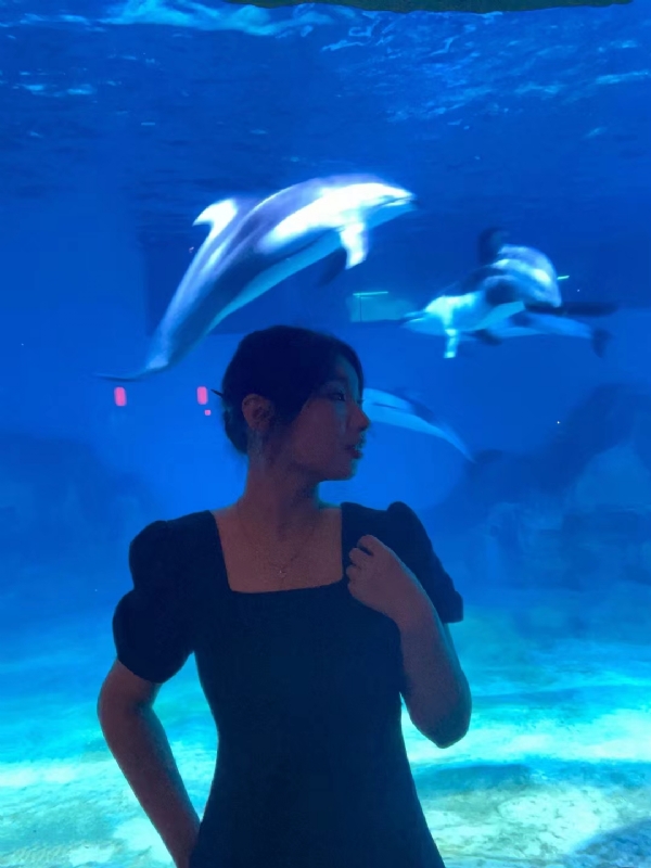 在水一方的第一张照片--珠海相亲服务中心