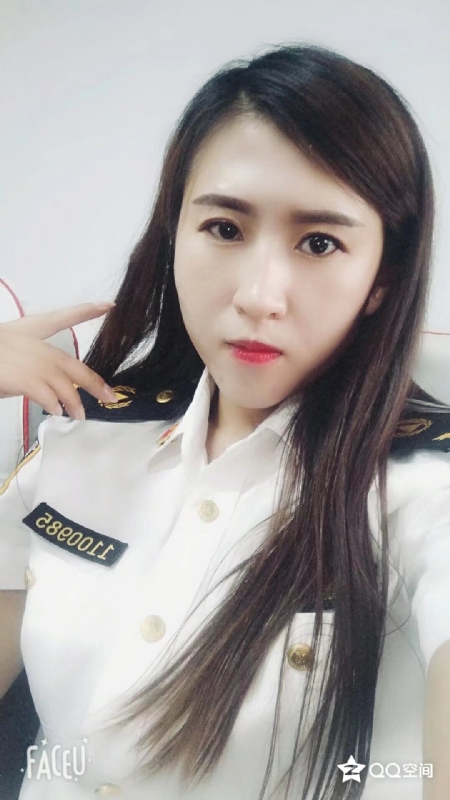 彤云密布的第二张照片--珠海相亲服务中心