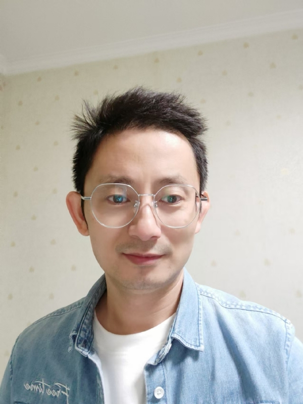 飘逸的第二张照片--珠海相亲服务中心