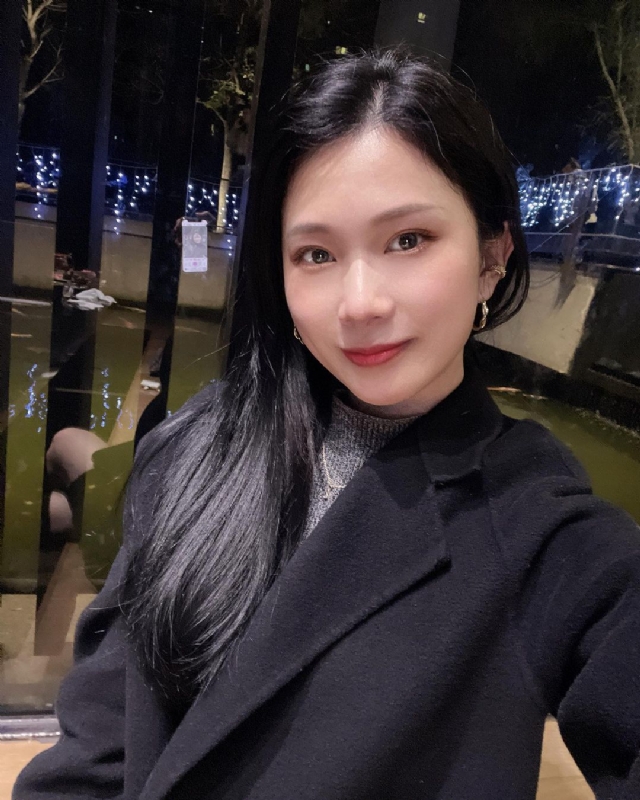 欣欣向荣的第一张照片--珠海相亲服务中心