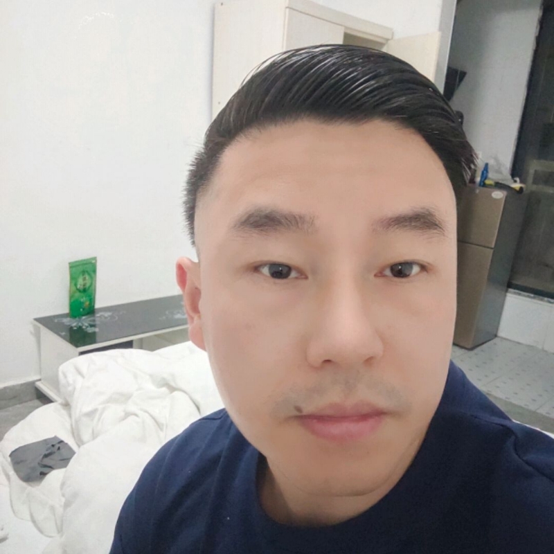 Poluk秦的第一张照片--珠海相亲服务中心