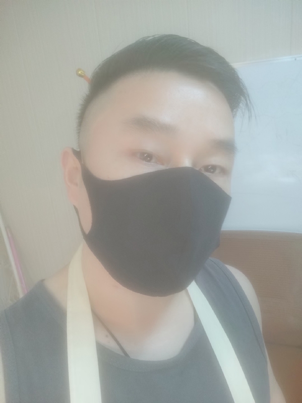 Poluk秦的第二张照片--珠海相亲服务中心