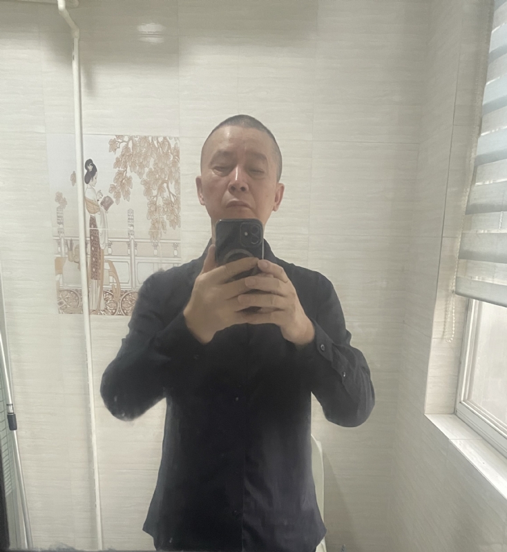 荣哥的第一张照片--珠海相亲服务中心