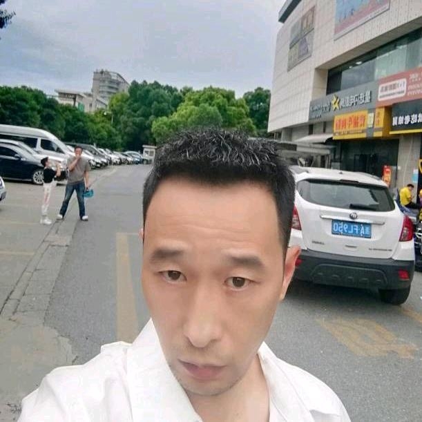 小林的第三张照片--珠海相亲服务中心