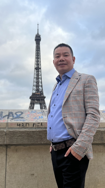 阳光灿烂的日子的第一张照片--珠海相亲服务中心