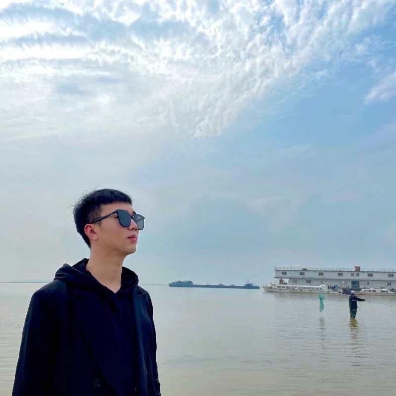 会做饭的IT男的第一张照片--珠海相亲服务中心