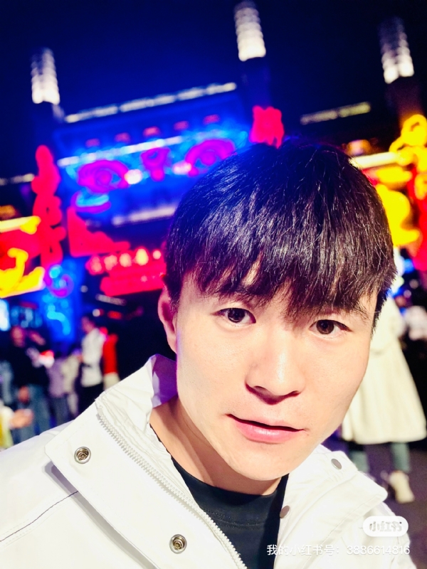 两年又三年的第二张照片--珠海相亲服务中心