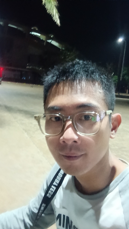 龙龙的第二张照片--珠海相亲服务中心