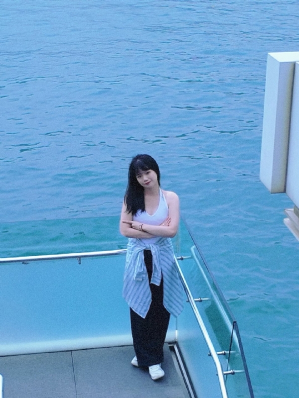 猫姐的第一张照片--珠海相亲服务中心