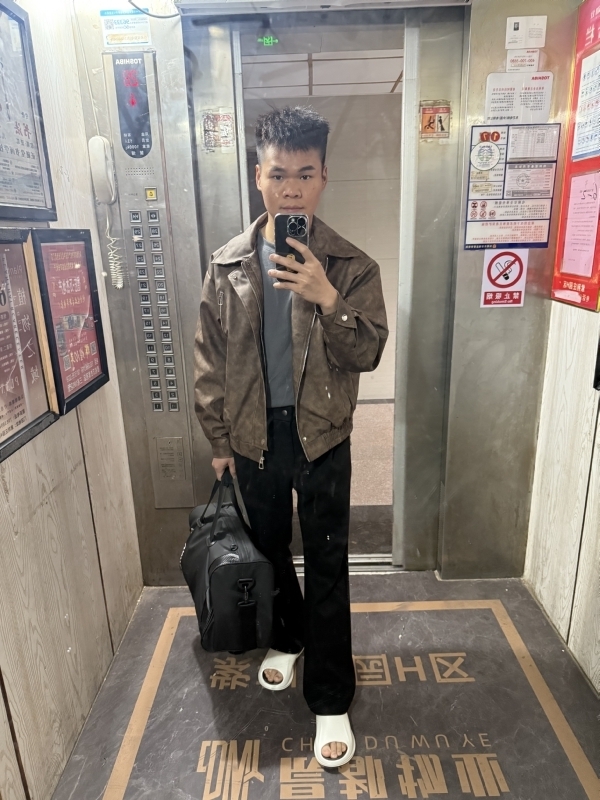 jin的第一张照片--珠海相亲服务中心