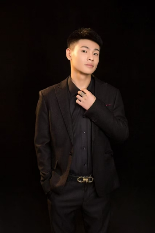 刘小船的第一张照片--珠海相亲服务中心