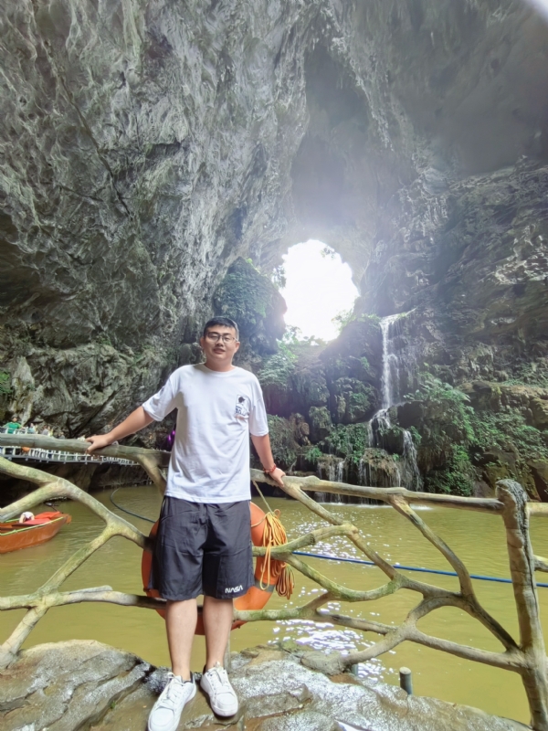 慎独的第一张照片--珠海相亲服务中心