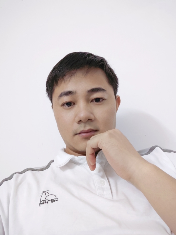 啊良的第一张照片--珠海相亲服务中心