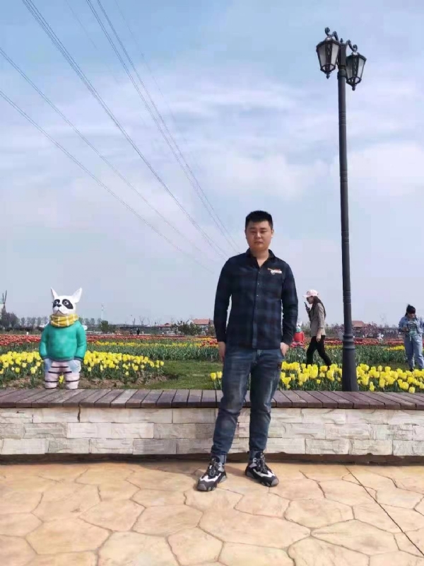 海阔天空的第一张照片--珠海相亲服务中心