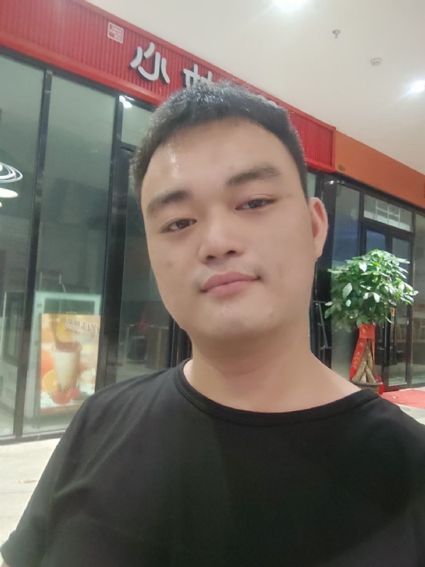 寻找另一半的第一张照片--珠海相亲服务中心