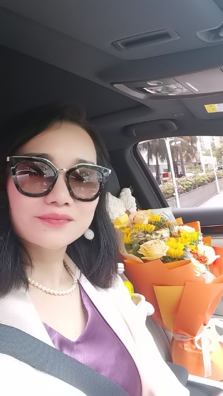 Apple的第一张照片--珠海相亲服务中心