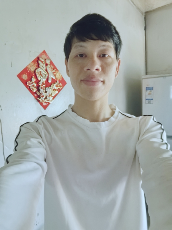 夏风微凉的第一张照片--珠海相亲服务中心