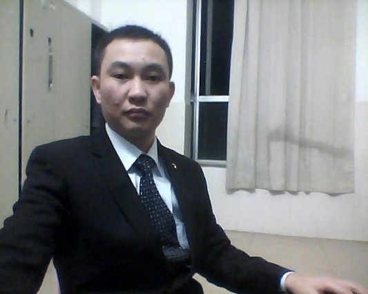 诚恳的大叔的第一张照片--珠海相亲服务中心