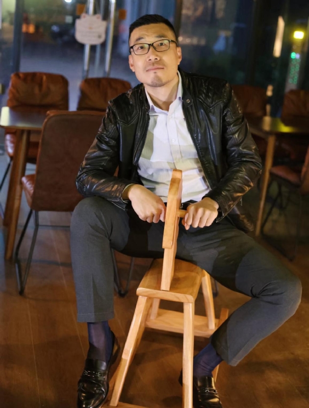 Lee的第二张照片--珠海相亲服务中心