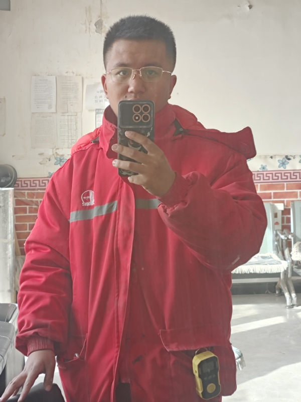 鹤某的第二张照片--珠海相亲服务中心