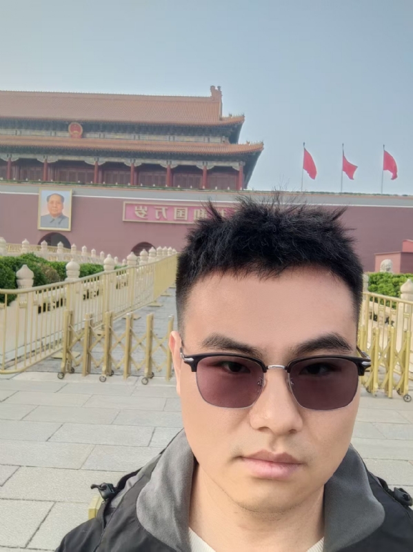 喧嚣的风的第一张照片--珠海相亲服务中心