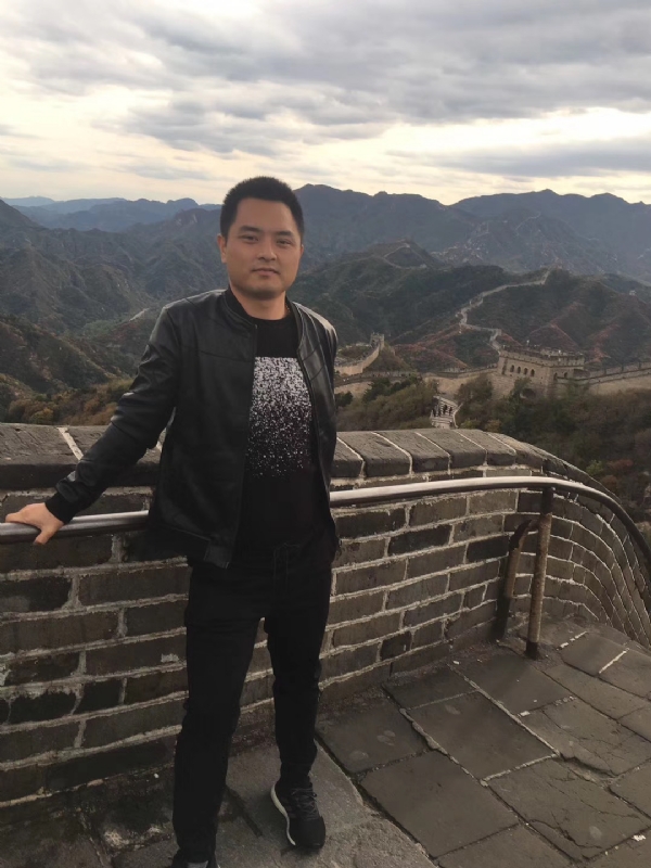 海阔天空的第一张照片--珠海相亲服务中心