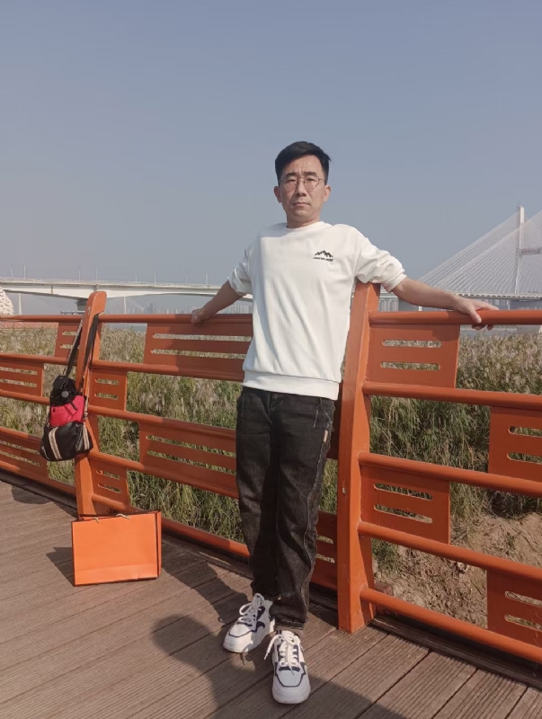 黑白的第一张照片--珠海相亲服务中心