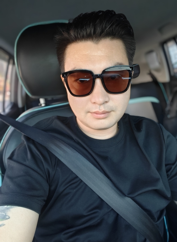 凡哥的第一张照片--珠海相亲服务中心