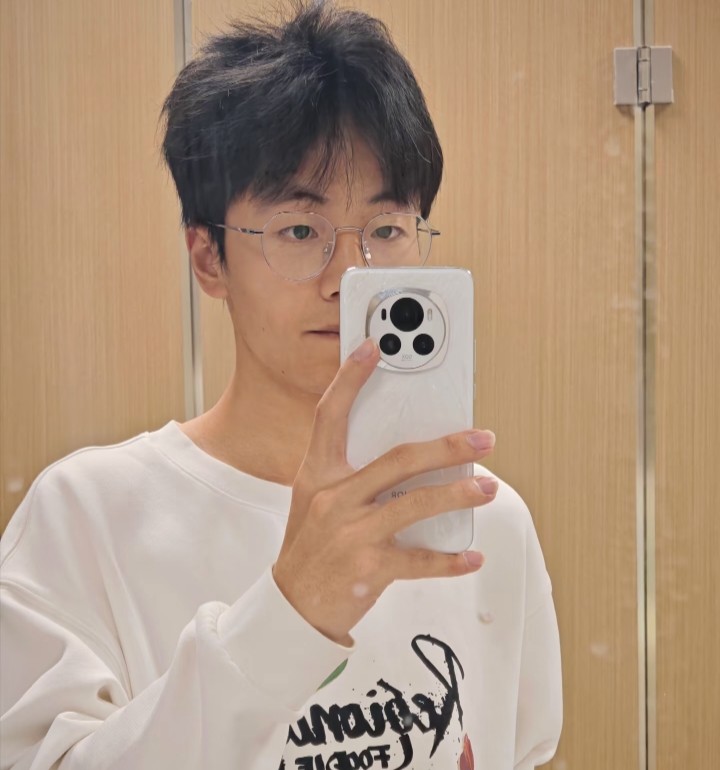 张浩博的第四张照片--珠海相亲服务中心