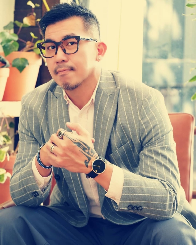 晚风渡半舟的第一张照片--珠海相亲服务中心