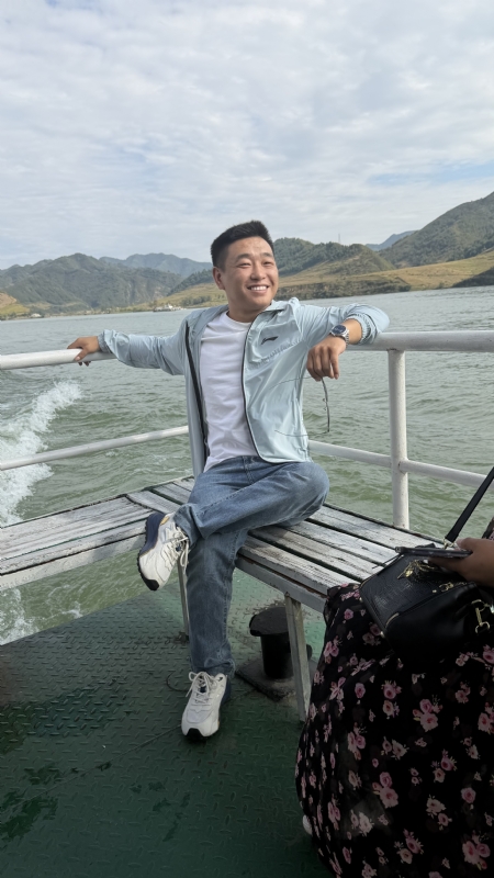 烟花易笑的第三张照片--珠海相亲服务中心