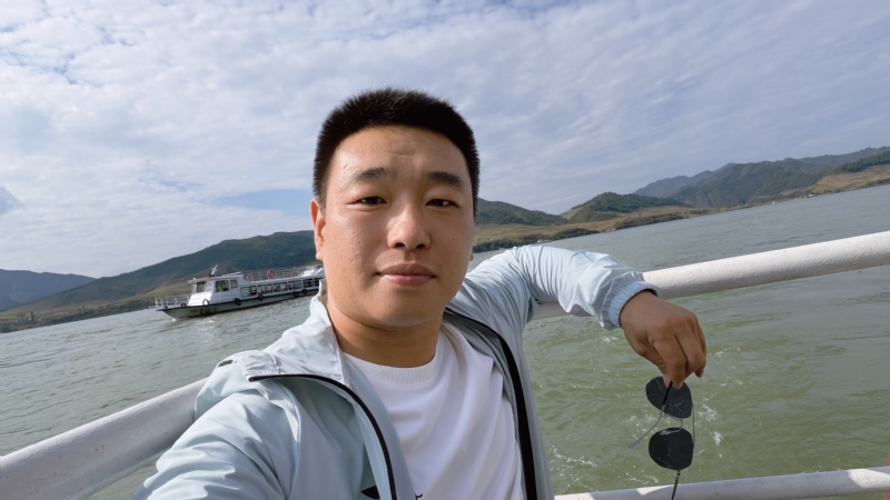 烟花易笑的第四张照片--珠海相亲服务中心