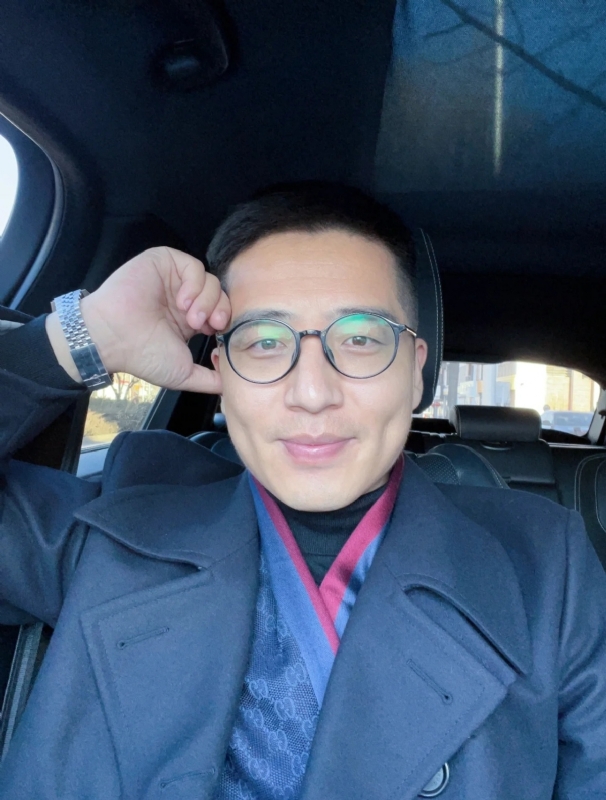 只为与你相遇的第二张照片--珠海相亲服务中心