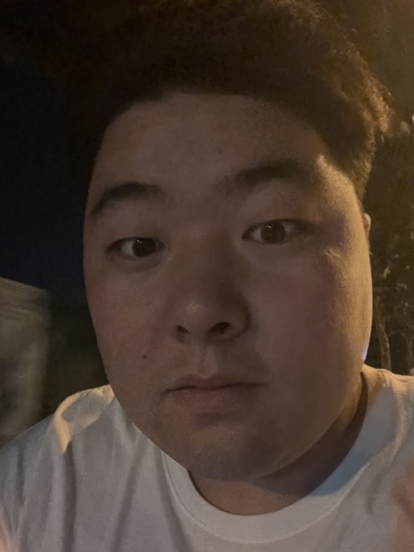 丹尼的第一张照片--珠海相亲服务中心