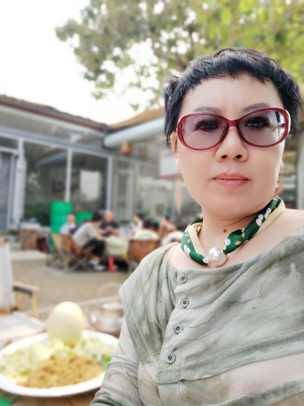 初见的第一张照片--珠海相亲服务中心