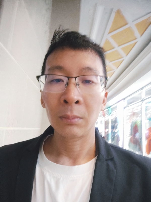 欣欣向荣的第一张照片--珠海相亲服务中心