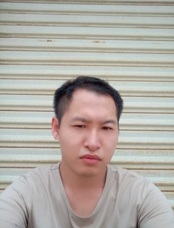 小立的第二张照片--珠海相亲服务中心