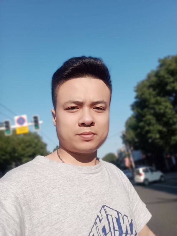 简简单单的第一张照片--珠海相亲服务中心