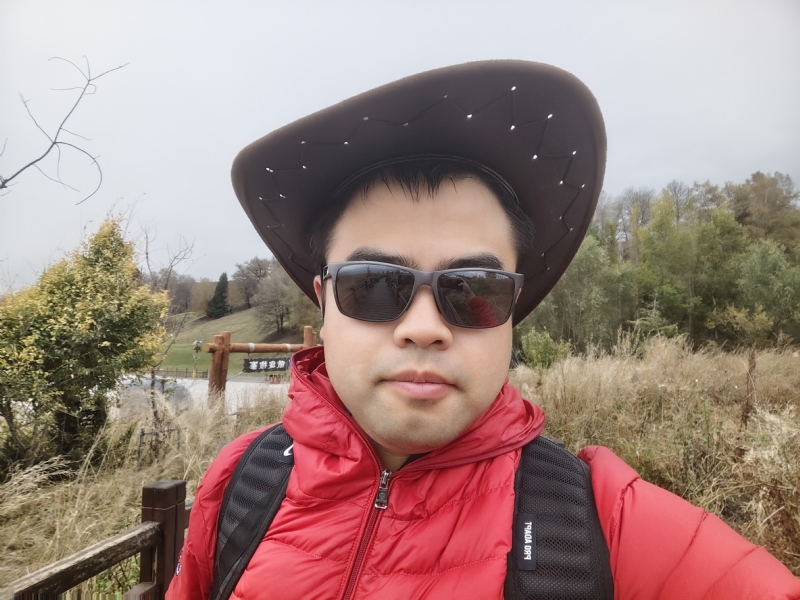 欢乐的笑的第一张照片--珠海相亲服务中心