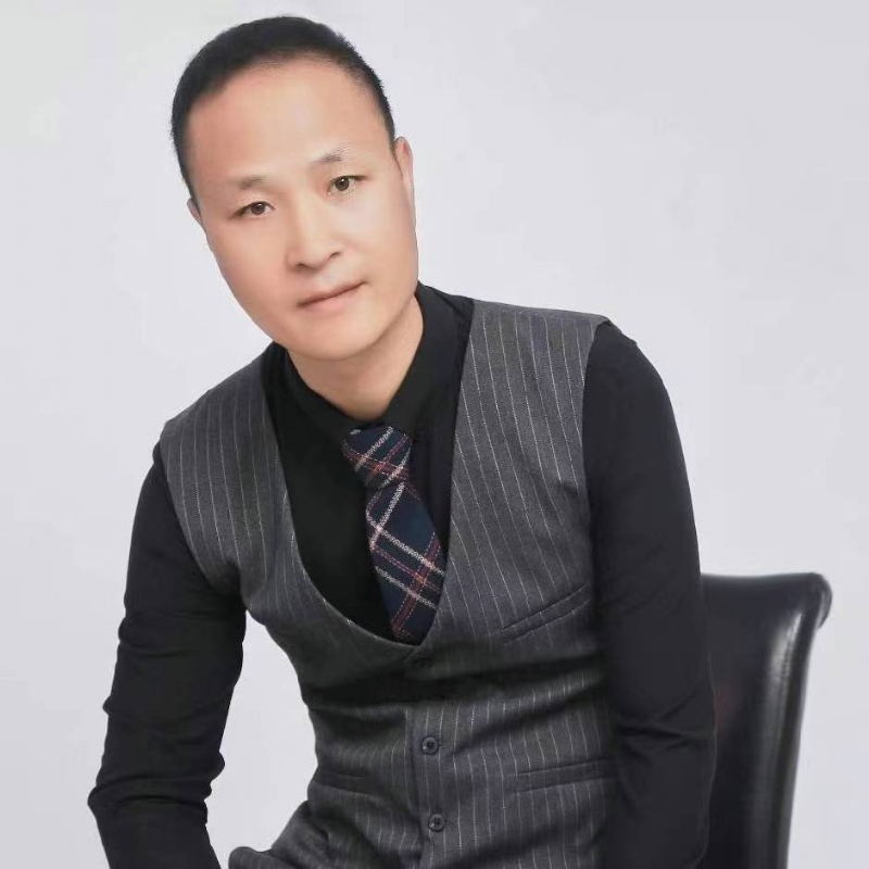 子昂的第二张照片--珠海相亲服务中心