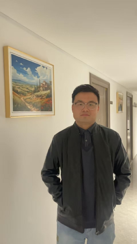 半瓶子的第四张照片--珠海相亲服务中心