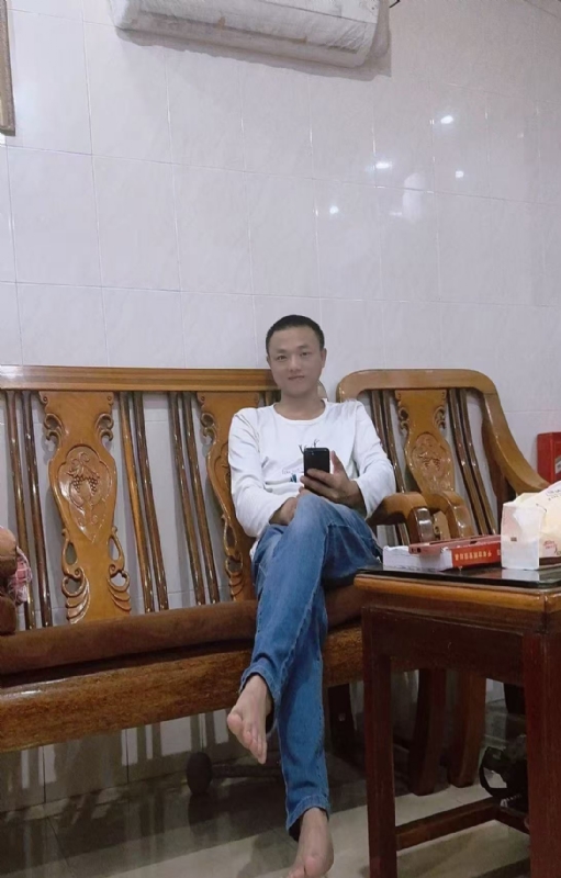 知年的第三张照片--珠海相亲服务中心