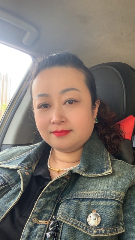 云中的蝶的第一张照片--珠海相亲服务中心